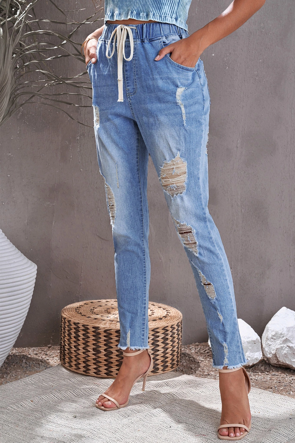 Dear-Lover Blank Apparel Wholesale Western Clothing New Blue Ripped Baggy Distressed Pants Trousers Ladies Torn Hole Stretch Women Denim Women′s Jeans